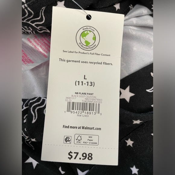 Pull-on flare leg celestial print pants - Picture 3 of 6